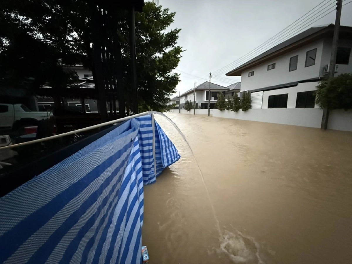 เปิดภาพบ้านหลังเดียวในหาดใหญ่น้ำไม่ท่วม ใช้เวลาทำชั่วโมงเดียว
