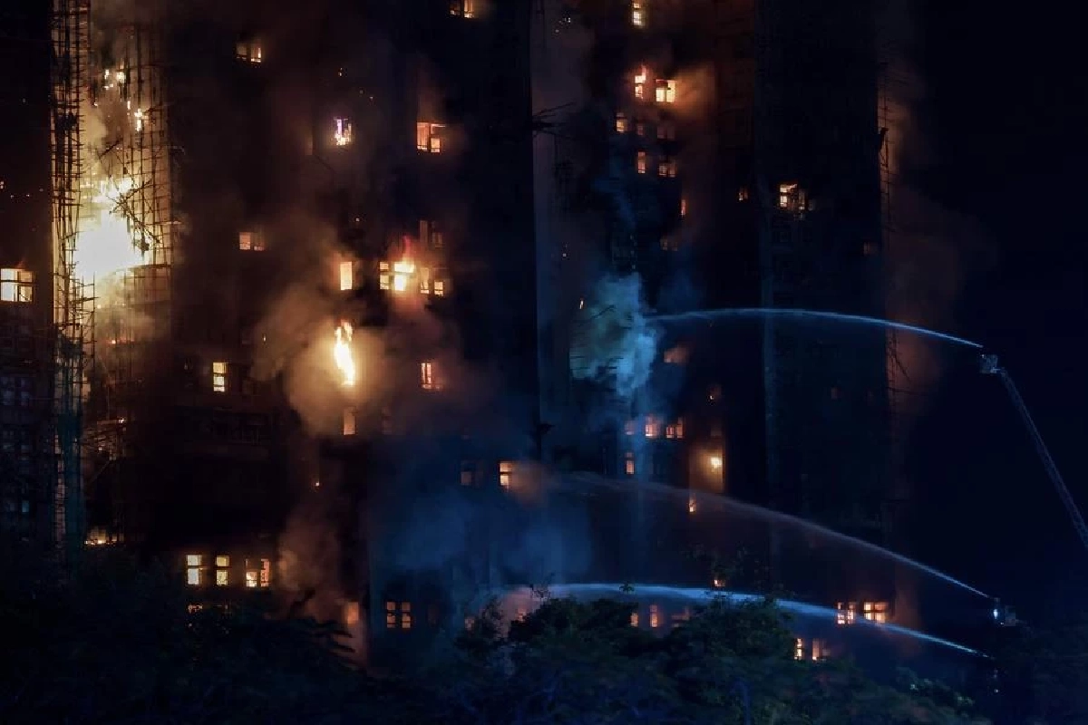 ยอดเสียชีวิตล่าสุด ไฟไหม้ฮ่องกง รู้ต้นตอไม่แปลกใจทำไมเพิ่มขึ้น