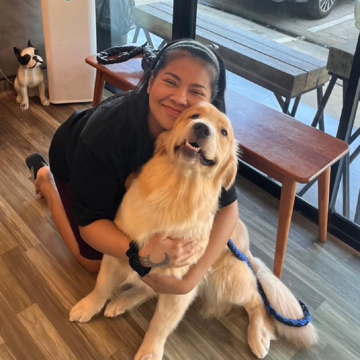 หัวใจงาม! ตั๊ก ศิริพร มอบ 1 หมื่นบาทจากขายเสื้อผ้าช่วยสัตว์จร