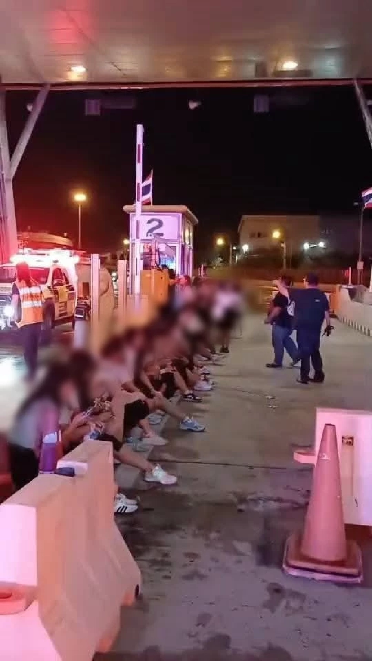 รู้แล้วสาเหตุ รถบัสมหาลัยฯดัง ชนท้ายกันขณะจอดจ่ายเงิน เจ็บ 41 ดับ 1