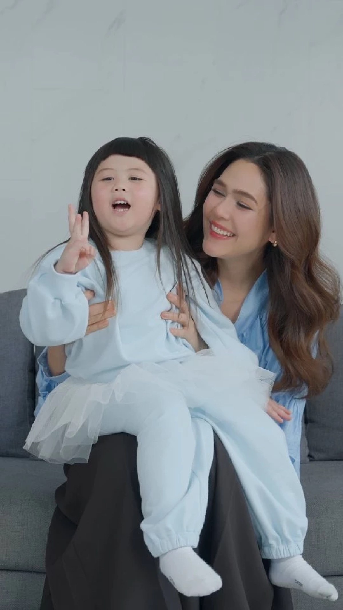 ดาราสาวน้อยตัวแม่ เริ่มจัดเต็มงานเดี่ยว แม่ชมอยู่เบื้องหลัง