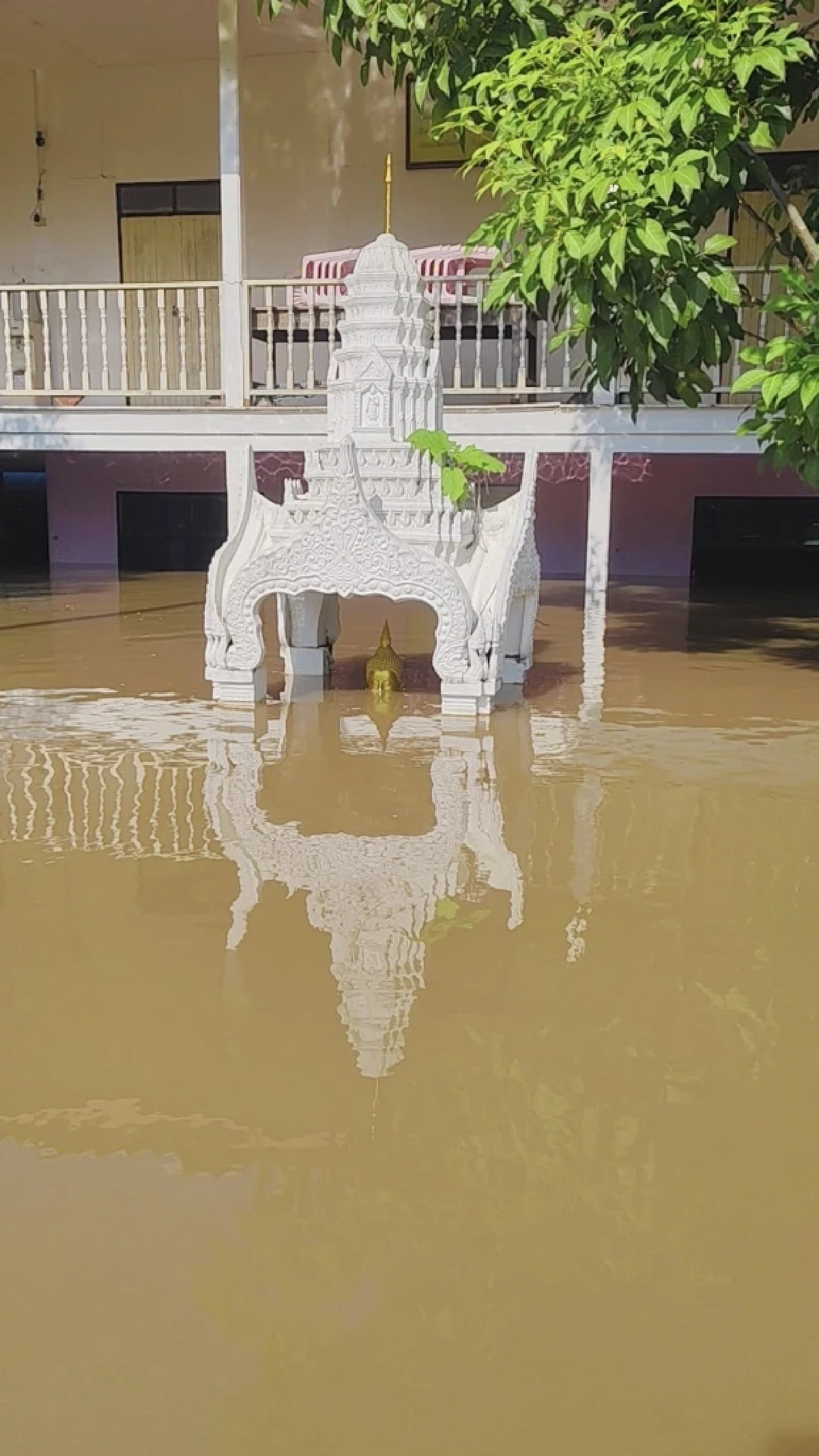 76 วันยังไม่แห้ง! น้ำท่วมโรงเรียนวัดบางกะทิง(พิศิษฐ์วิทยาคาร)