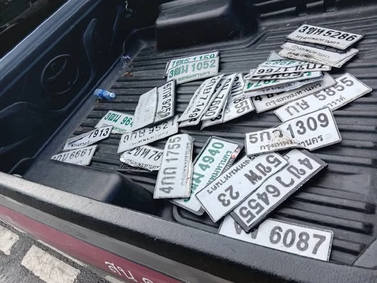 รอง ผกก.จร.สน.ดอนเมือง แจ้งประชาชนตรวจสอบป้ายทะเบียนรถ