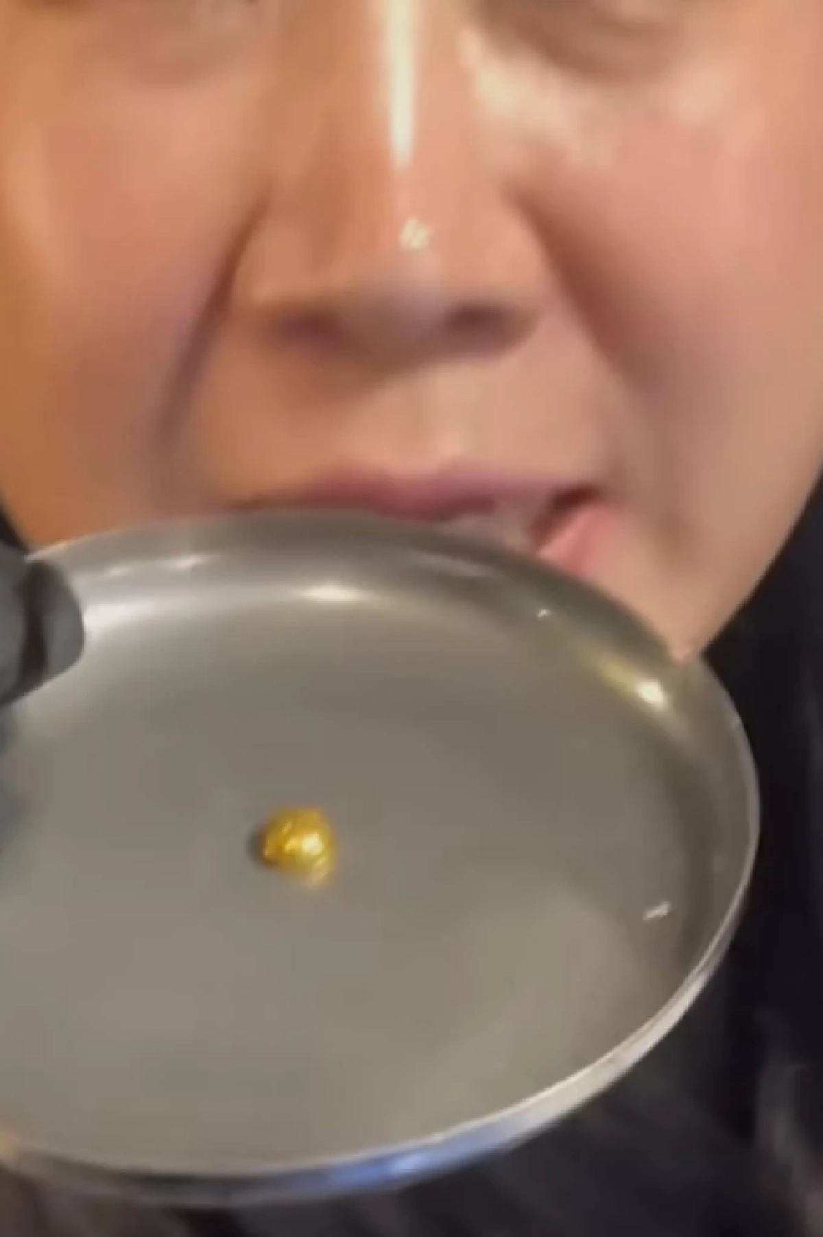 เปิดผลตรวจโลโก้แอร์เก่าเป็นทองคำแท้ ใครมีเก็บไว้บอกเลยรวย