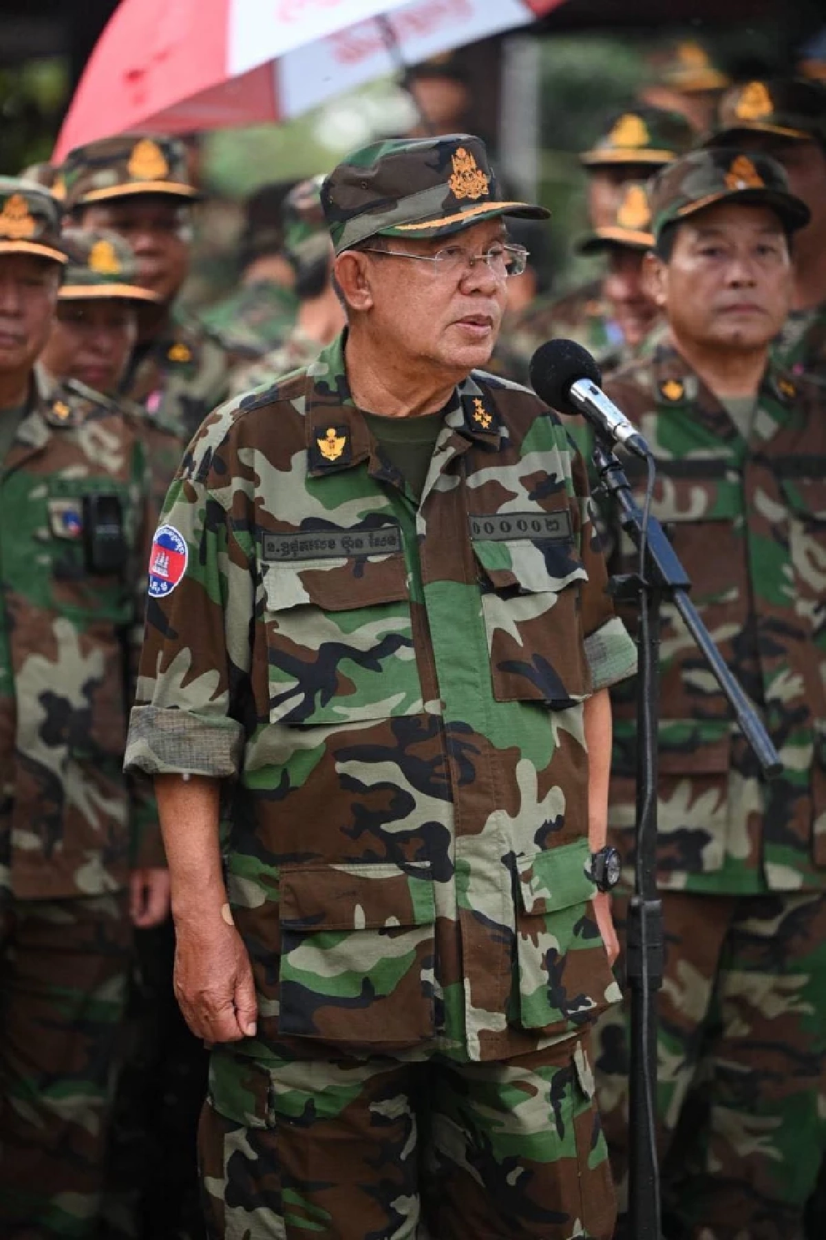 ฮุน เซน ขอปกป้องศักดิ์ศรีชาติ ยันกัมพูชาไม่มีทหารต่างชาติร่วมรบ