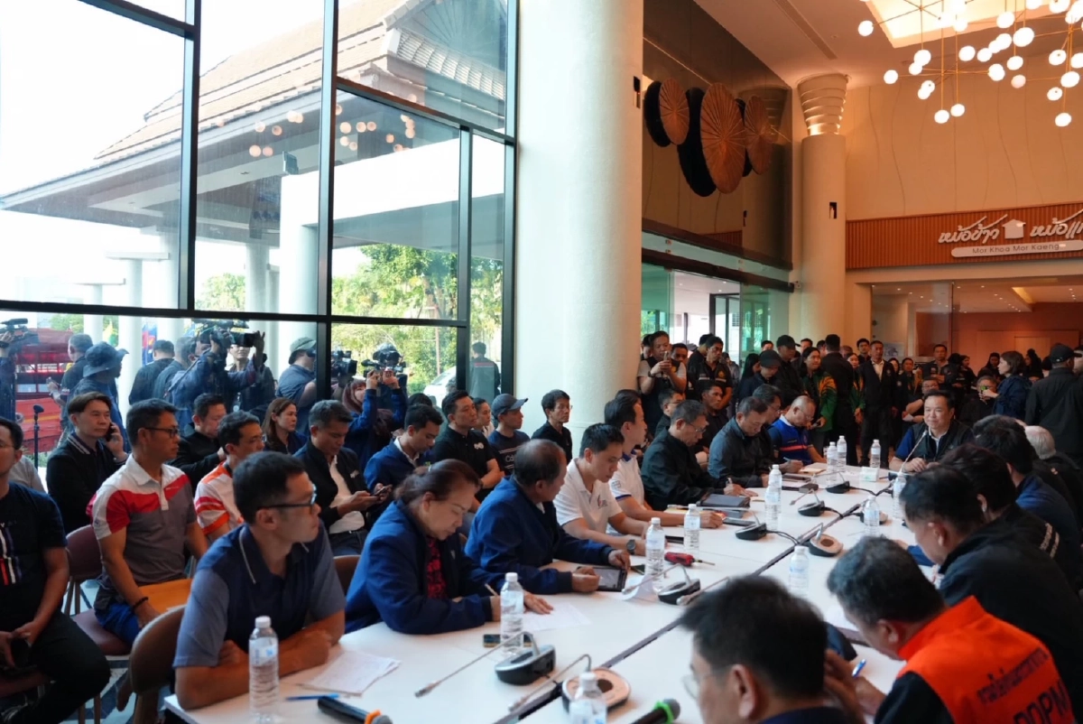 อธิบดีกรมโยธาฯ ร่วมคณะนายกฯ ติดตามสถานการณ์น้ำท่วม สงขลา ประกาศเข้าสู่ระยะฟื้นฟู