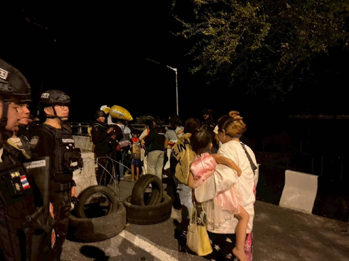 กกล.บูรพา ควบคุมตัวชาวกัมพูชา 76 คน ในพื้นที่การรบชายแดน