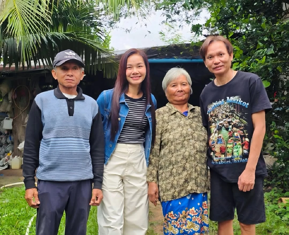  ต่าย อรทัย ห่วงแม่–ญาติ หลังต้องอพยพจากบ้านที่นาจะหลวย