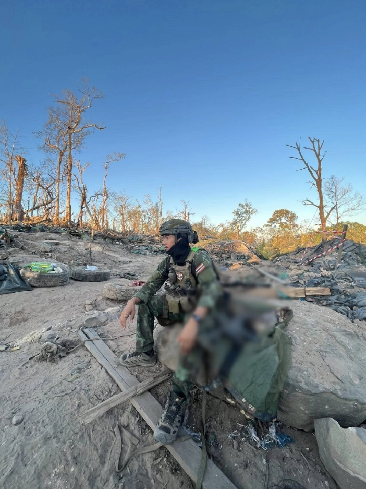 ไม่ธรรมดา ทหารรับใช้ชาติ ช่วยยึดพื้นที่เนิน 350 ที่แท้เป็น อดีตนักฟุตบอลไทย