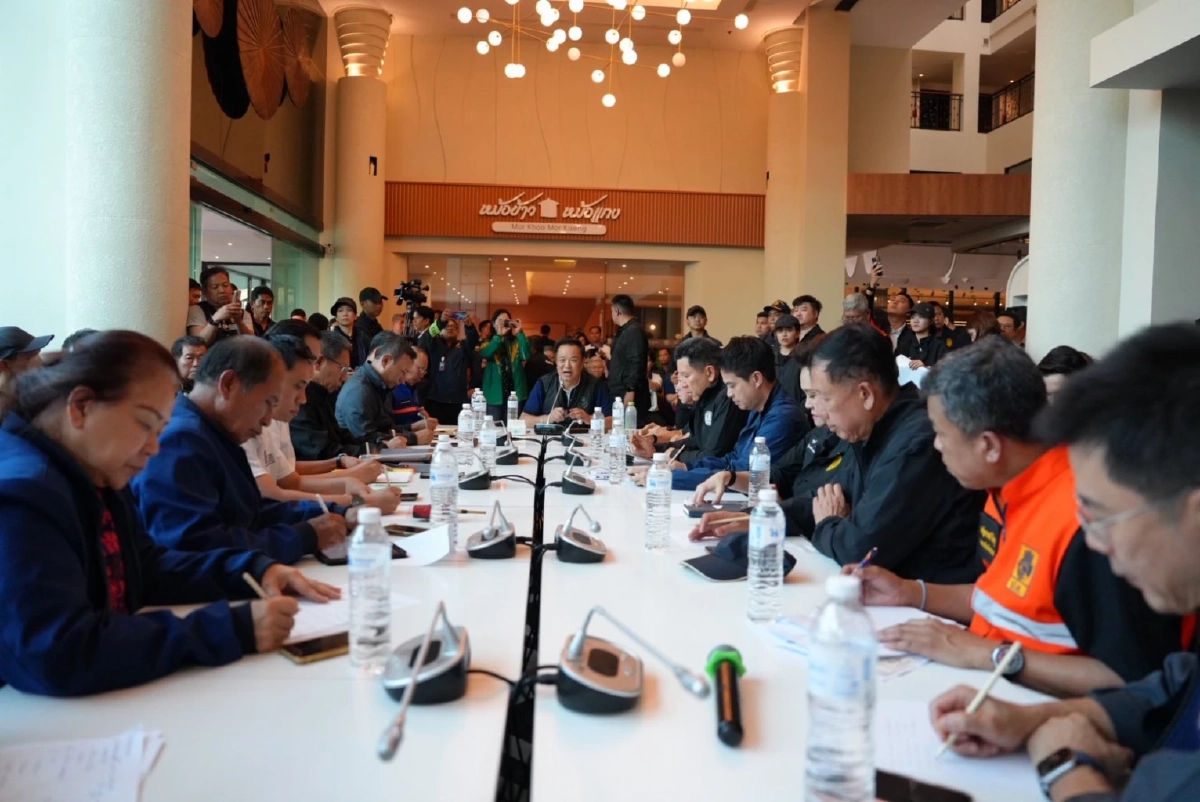 อธิบดีกรมโยธาฯ ร่วมคณะนายกฯ ติดตามสถานการณ์น้ำท่วม สงขลา ประกาศเข้าสู่ระยะฟื้นฟู