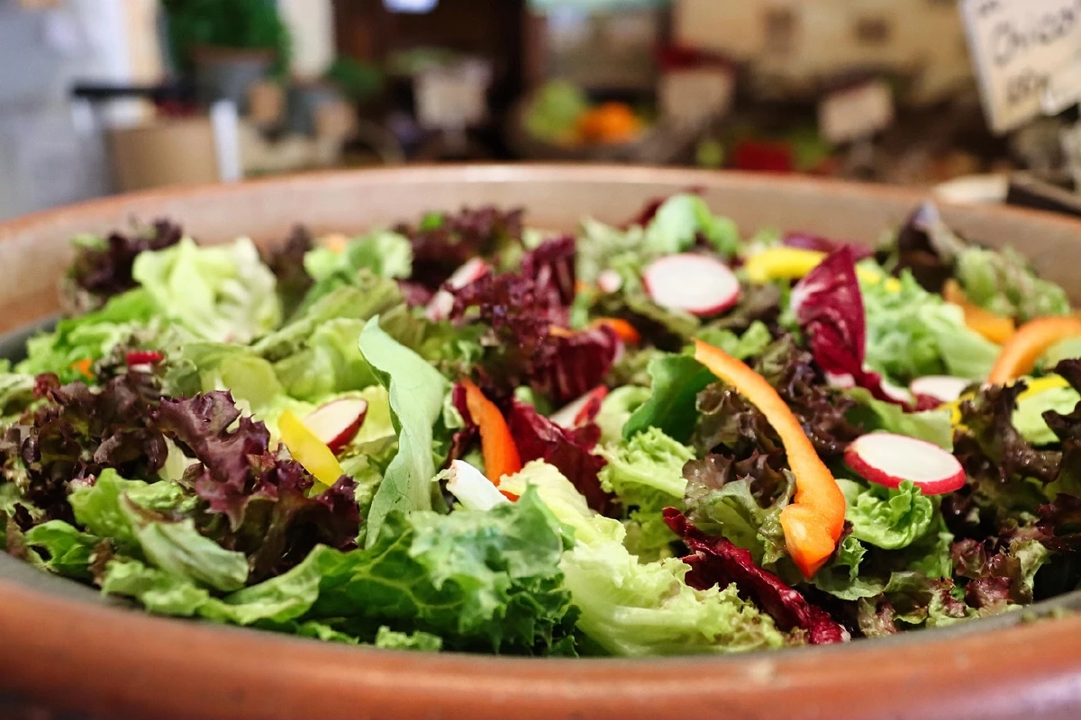 หญิงสูงอายุกินผักเยอะๆ ตรวจสุขภาพอีกที หมอถึงกับตกใจผลที่ออกมา