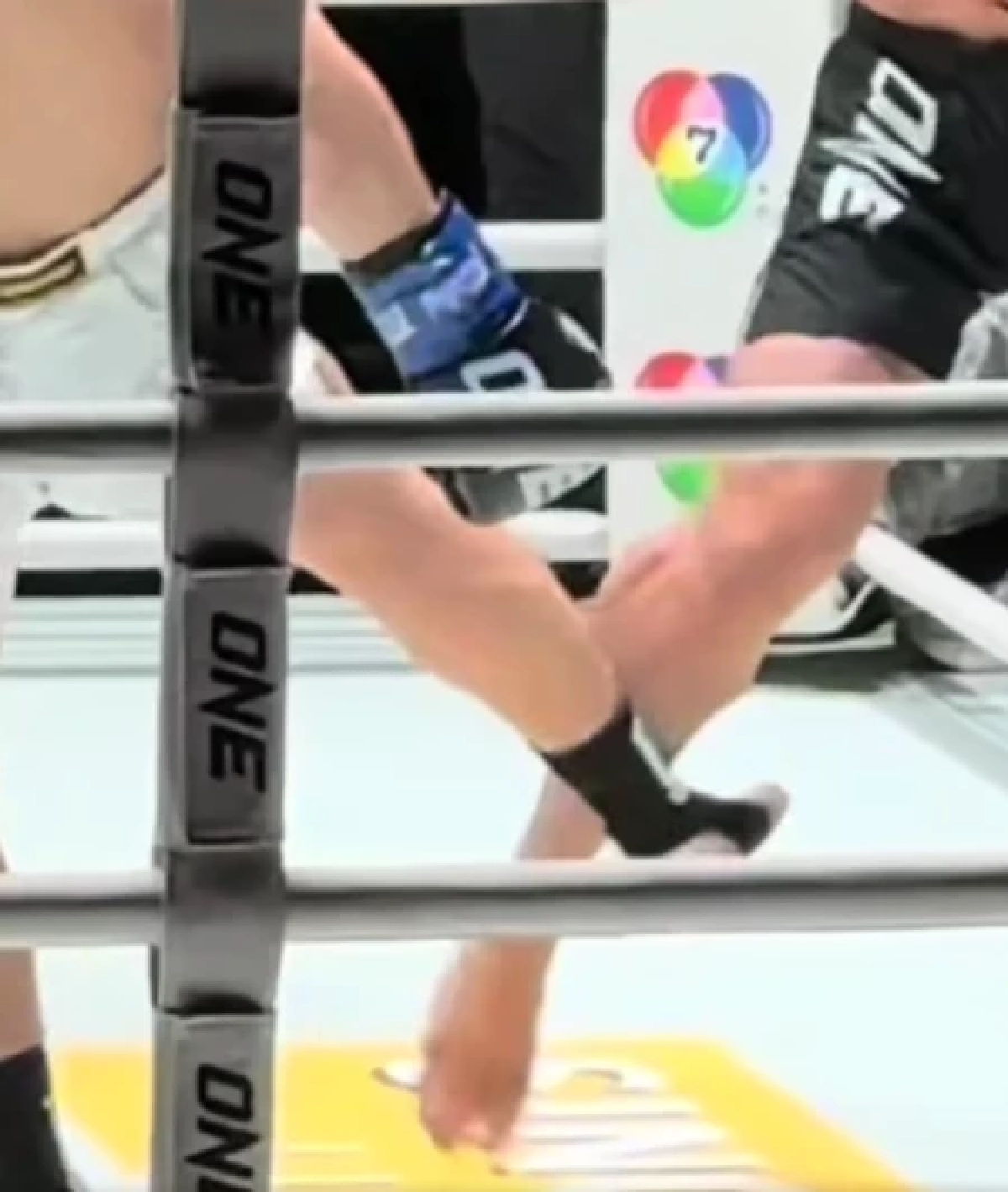 เปิดนาที "ตะวันฉาย" ถูก "หลิว เมิงหยาง" เตะตัดขา ลงไปนั่งตั้งแต่ยกแรก