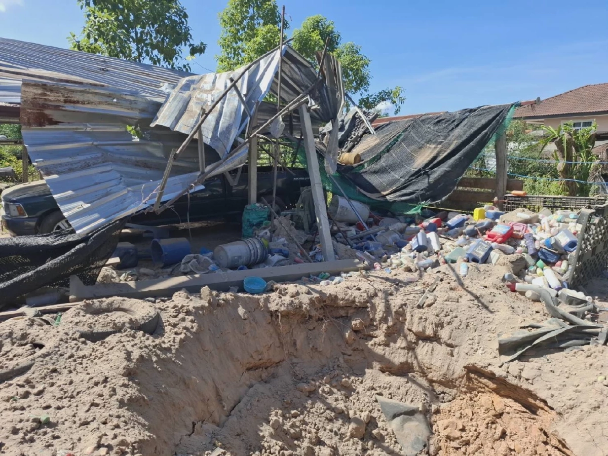 ภาพความเสียหายจากการถูกยิงด้วยจรวดหลายลำกล้อง(BM-21)