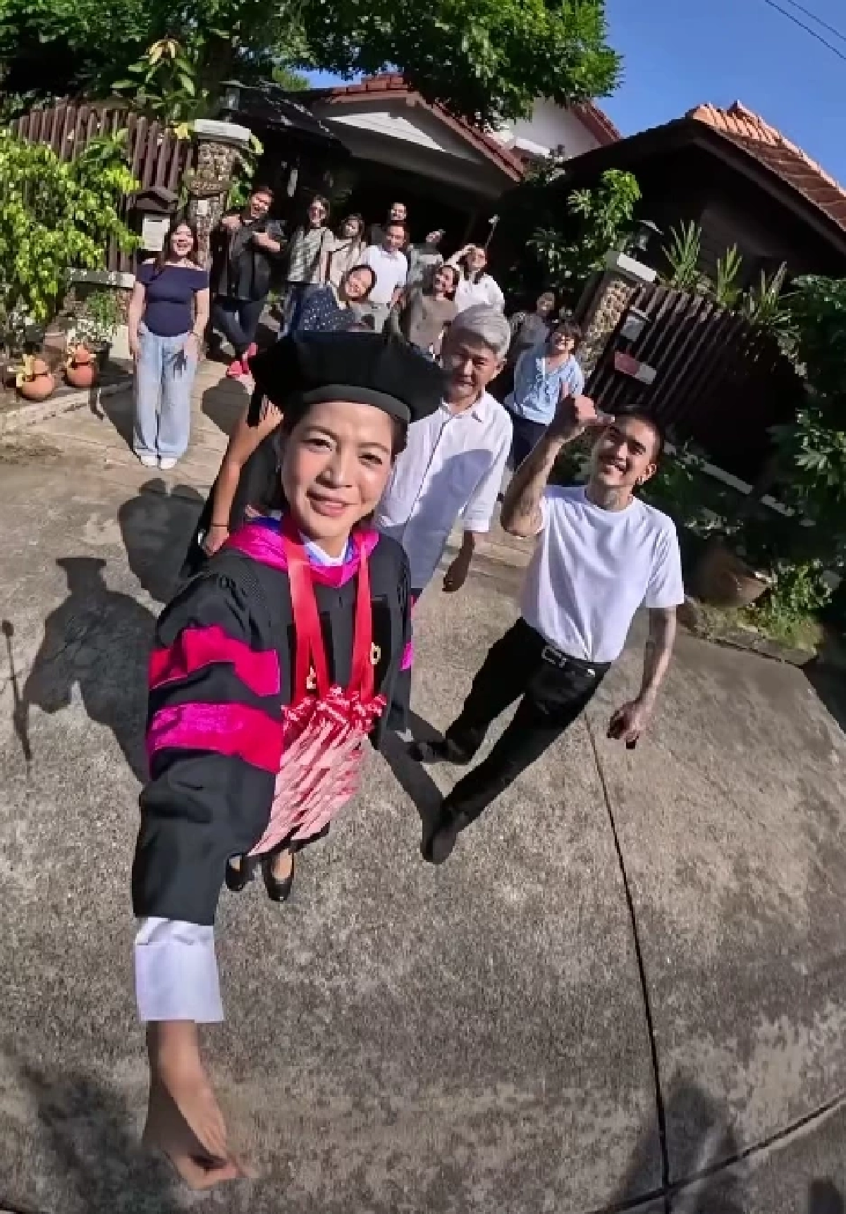 อีกก้าวในชีวิต “สายป่าน อภิญญา” คว้าปริญญาโท นิเทศศาสตร์ ม.รังสิต