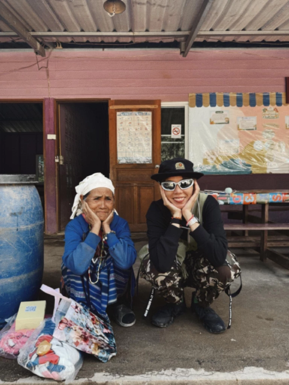 นุ๊ก-ปาย นำทีม “ปันสุขเพื่อน้อง” ปรับปรุงโรงเรียนห่างไกล