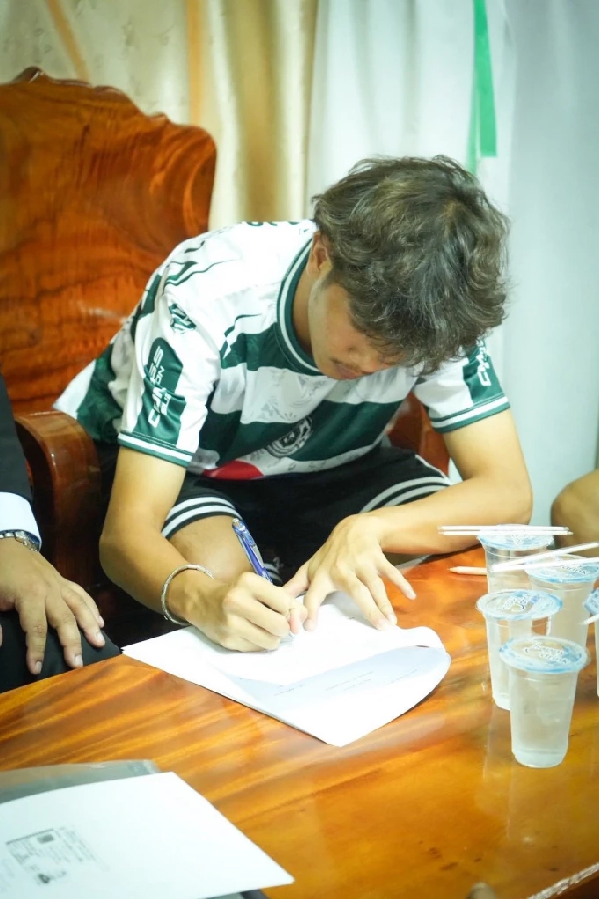 "บอสแจ้" เผยเหตุผล คืนอิสระให้ 2 แข้งหมอนทอง หลังเพิ่งเซ็นสัญญา