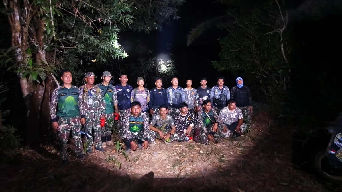 เจ้าหน้าที่สนธิกำลังเฝ้าระวังเข้ม! ผลักดัน พลายเดฟ-พลายหลง