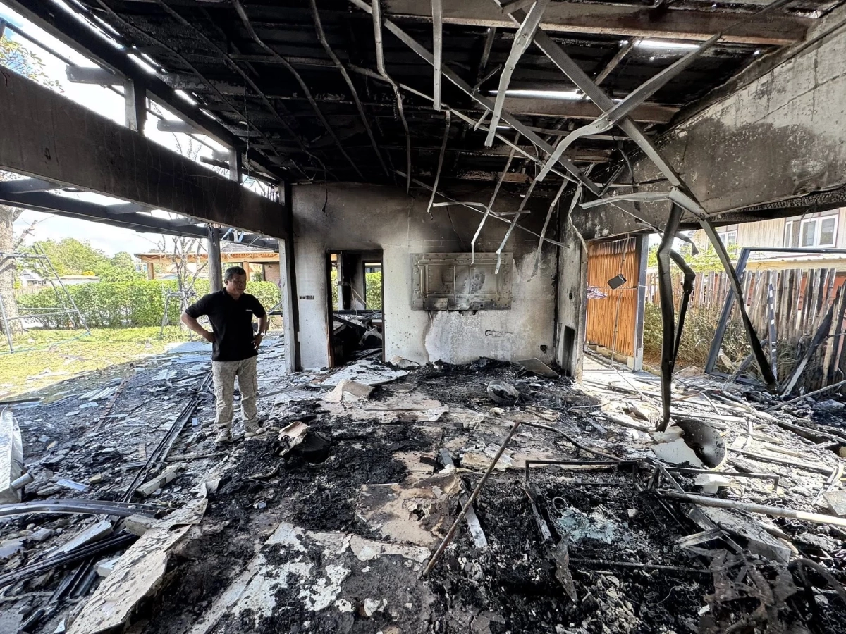 อพยพครั้งนี้ไม่มีบ้านให้กลับแล้ว หนุ่มเผยสภาพบ้าน ที่โดน BM21 ตกใส่