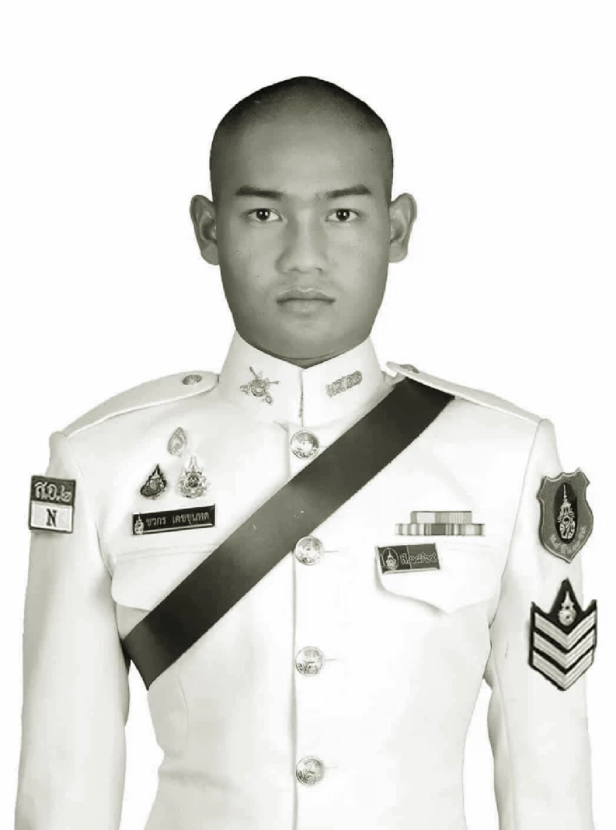 อาลัยทหารกล้า "ส.อ.ชวกร เดชขุนทด" ถูกโดรนทิ้งบอมบ์ของกัมพูชา