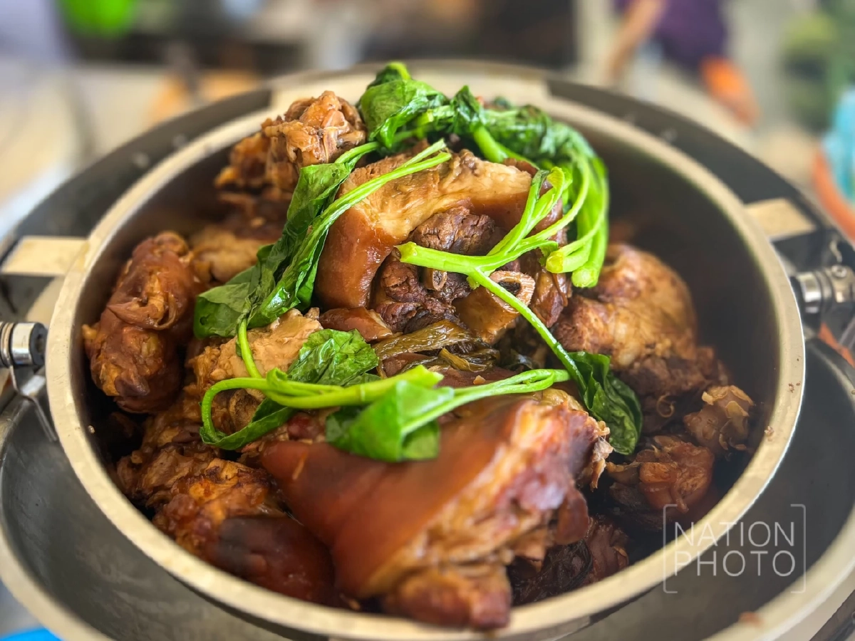 ภาพ โสภน สุเสนา (Sopon Susena)