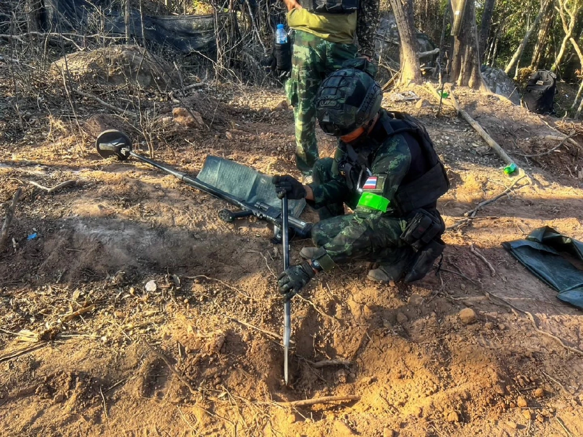 ทบ.เผยพบ PMN-2 อีก 4 ทุ่น ใกล้จุดทหารไทยเหยียบกับระเบิด