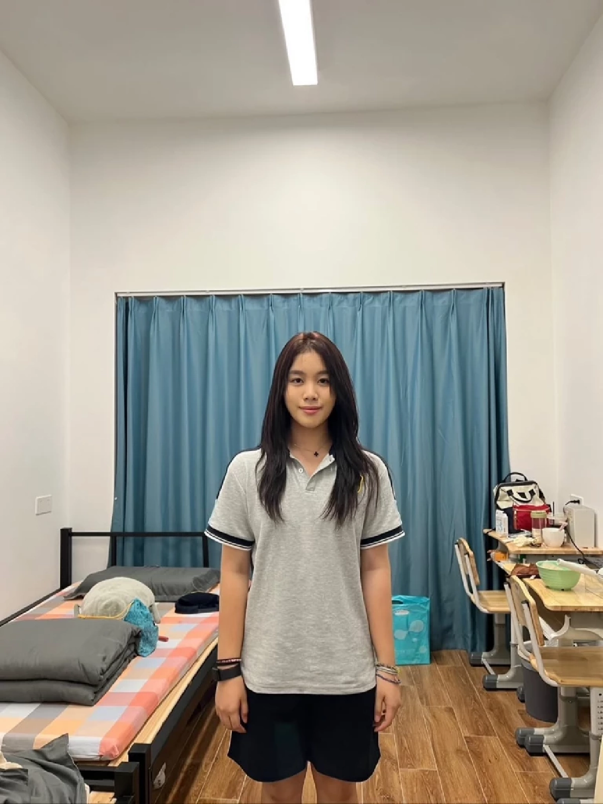 น้องนกยูง ลูกสาวเสนาลิง ไข้สูงจนเป็นลมขณะอยู่จีน เข้ารพ.ด่วน