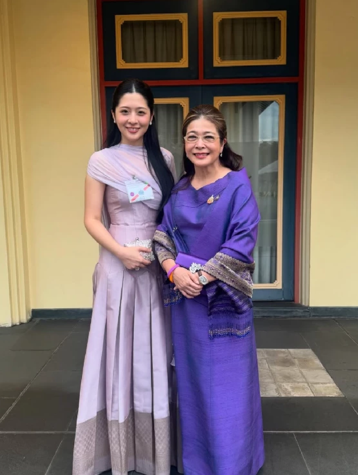 หลายคนเดาผิด เปิดอายุ "น้องจินนี่" ลูกสาว "คุณหญิงสุดารัตน์"