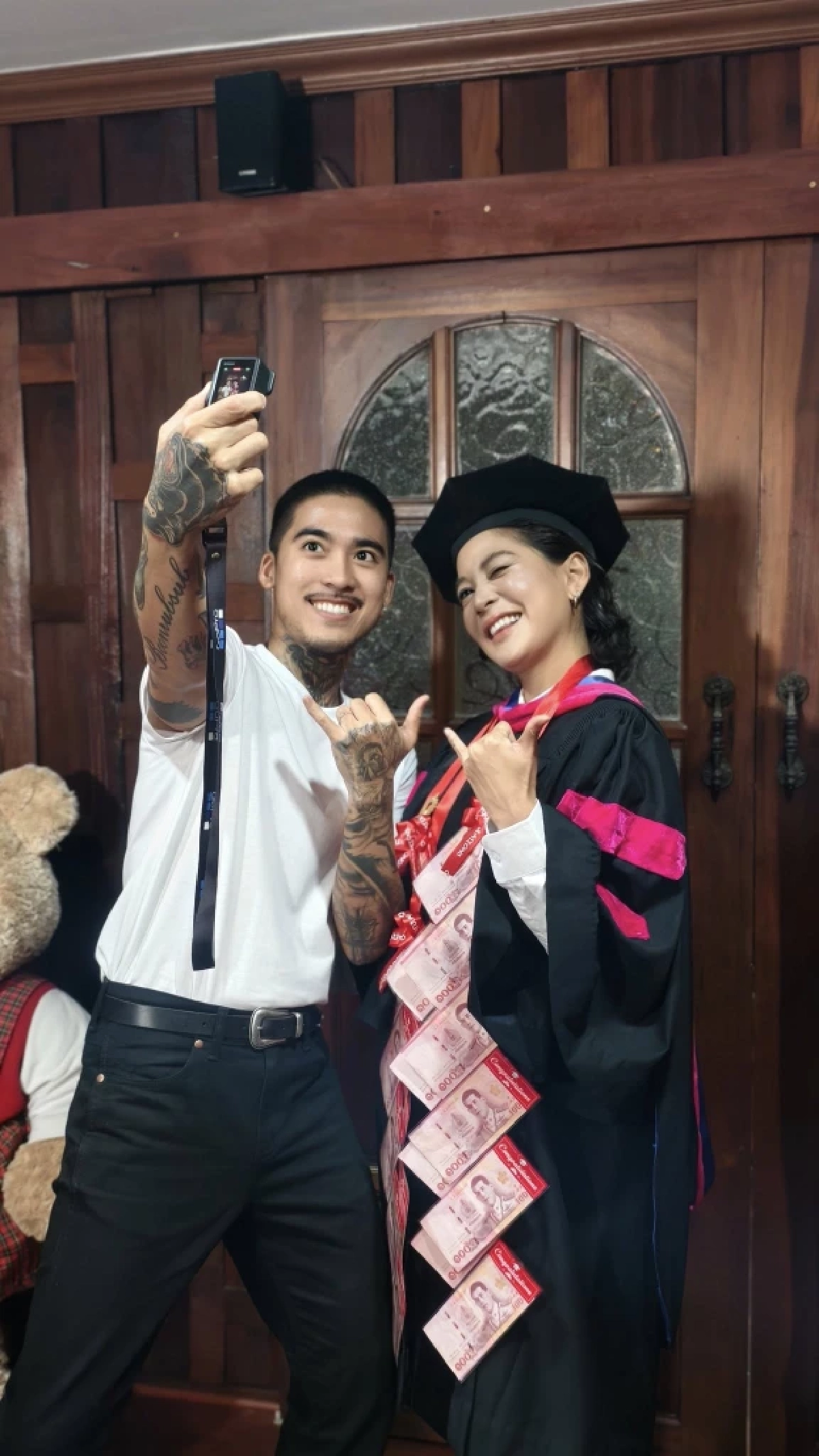 อีกก้าวในชีวิต “สายป่าน อภิญญา” คว้าปริญญาโท นิเทศศาสตร์ ม.รังสิต