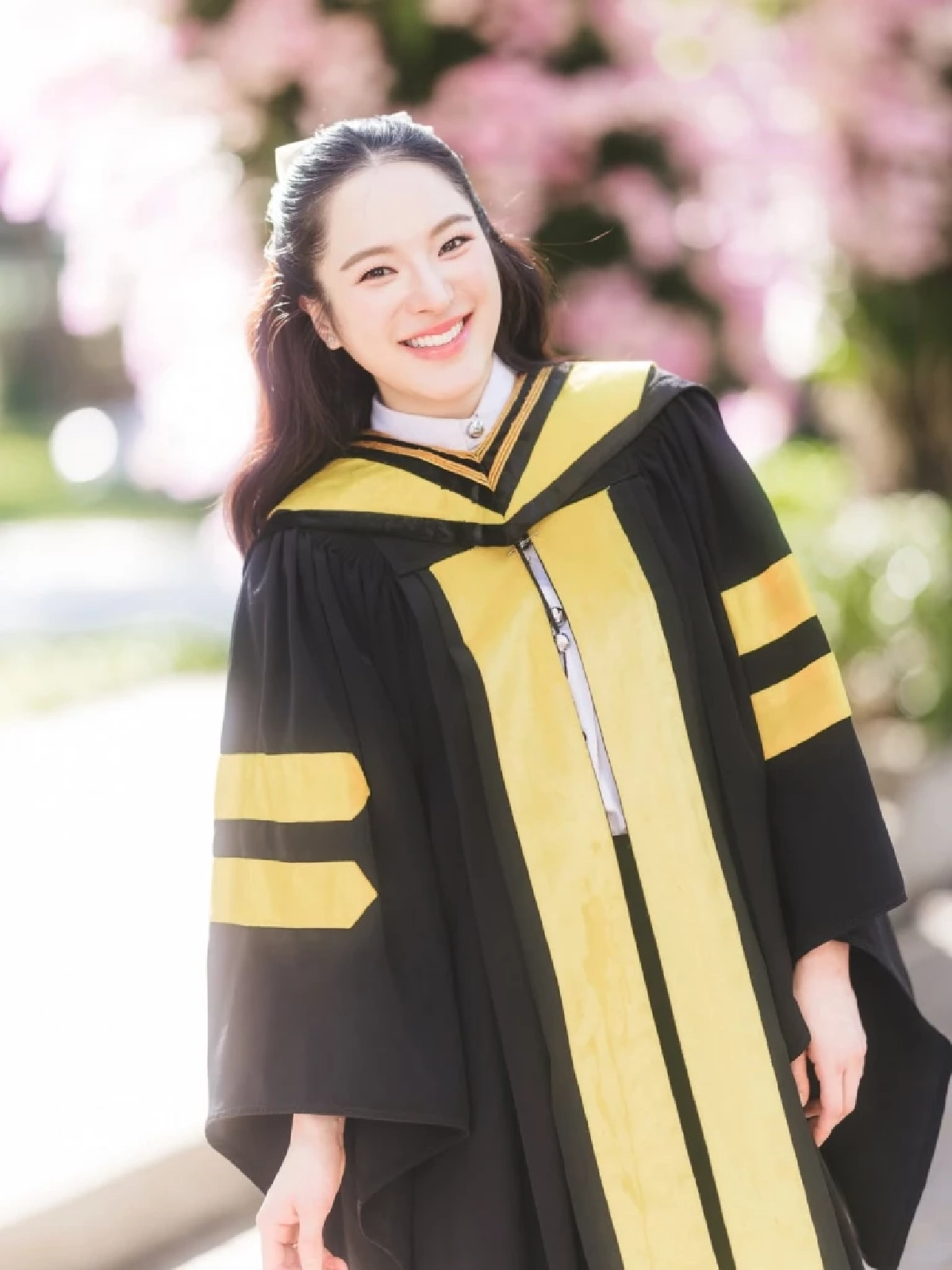 ทำได้แล้วบัณฑิตป้ายแดง เผยดีใจสุดชีวิต ความพยายาม 3 ปีเต็ม