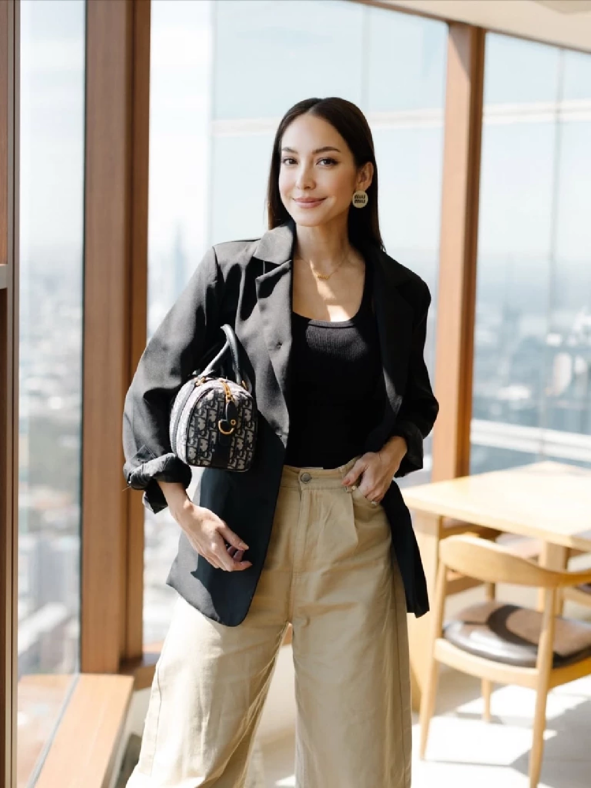 โอซา แวง รับรู้ประเด็นนานา มาตั้งแต่ 7 ปีก่อน ตอนนี้มูฟออนแล้ว