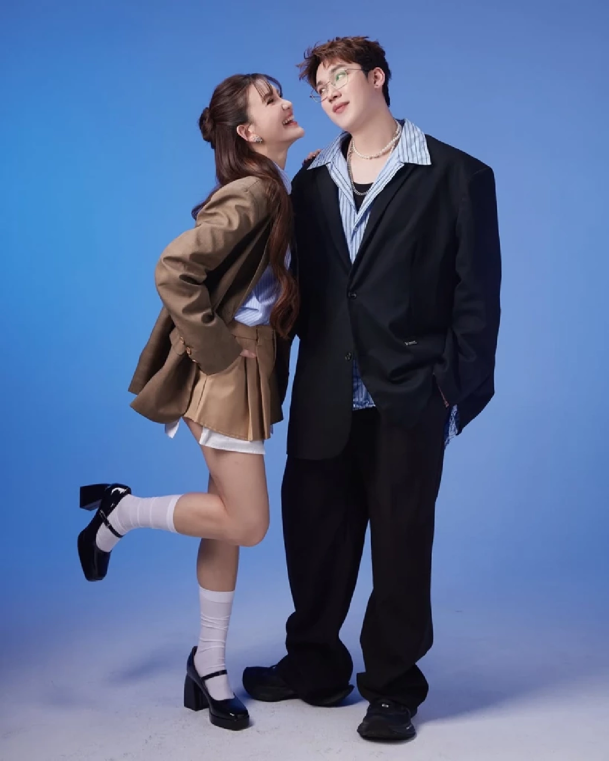 โมเมนต์ในฝัน นักร้องดัง เซอร์ไพรส์คุกเข่าขอแต่งงานที่ญี่ปุ่น