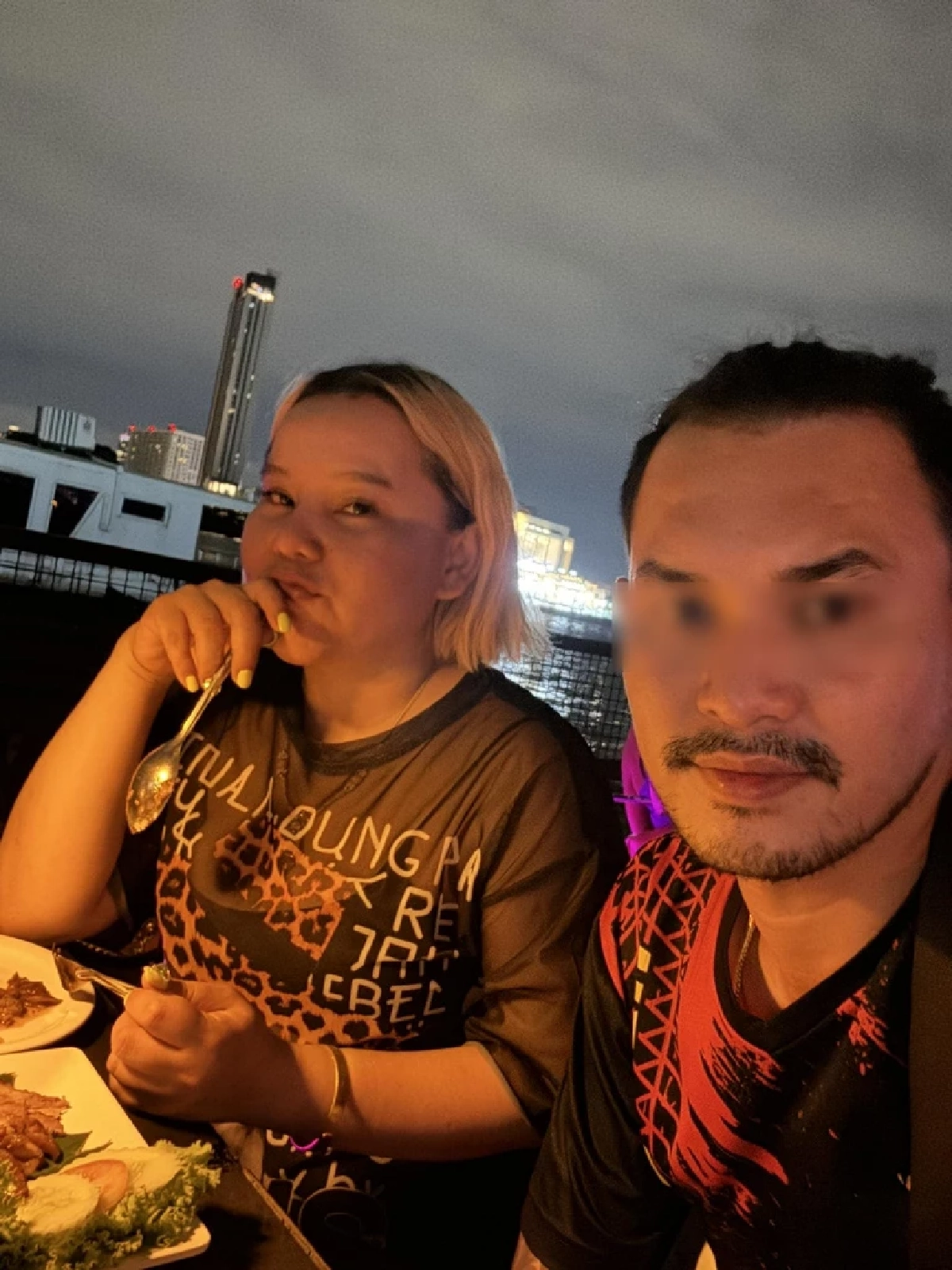 สามี เหมย หมึกเป็นซาซิมิ โพสต์แล้ว หลังโดนแฉพฤติกรรมฉาวกลางร้าน