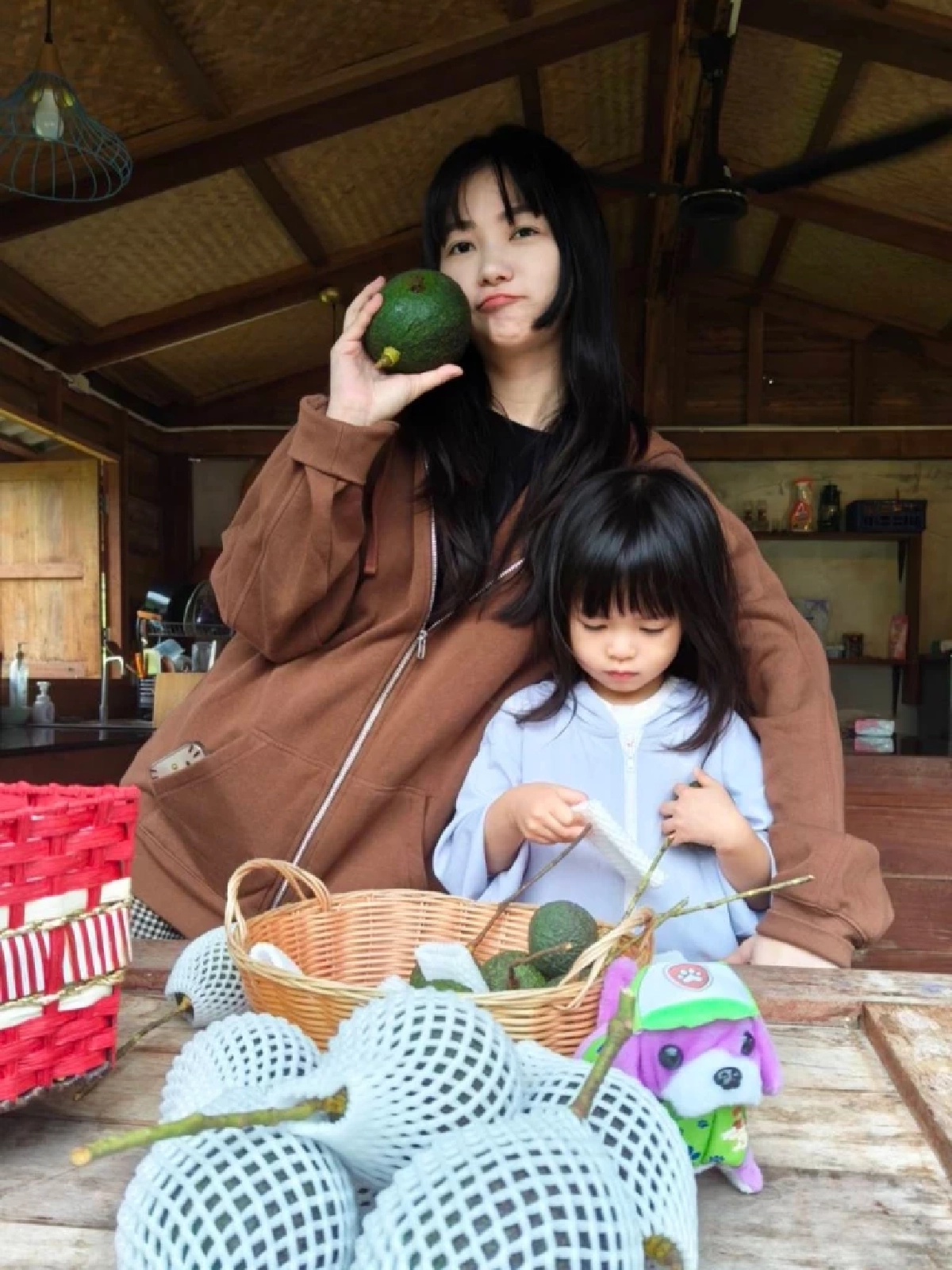  ติดดินอย่างมีความสุข  ปลูกผักกินเอง สอนลูกใกล้ชิดธรรมชาติ