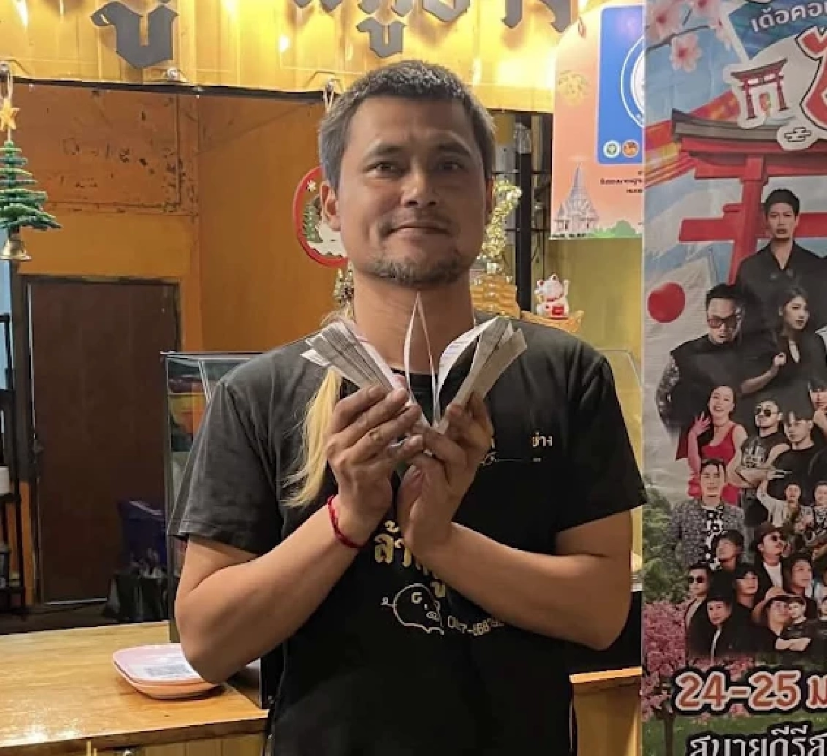 เจ้าของร้านเผยยอดเงิน คุณหมอเลี้ยงข้าวทหาร 17 นาย ก่อนบอกทานให้เต็มที่