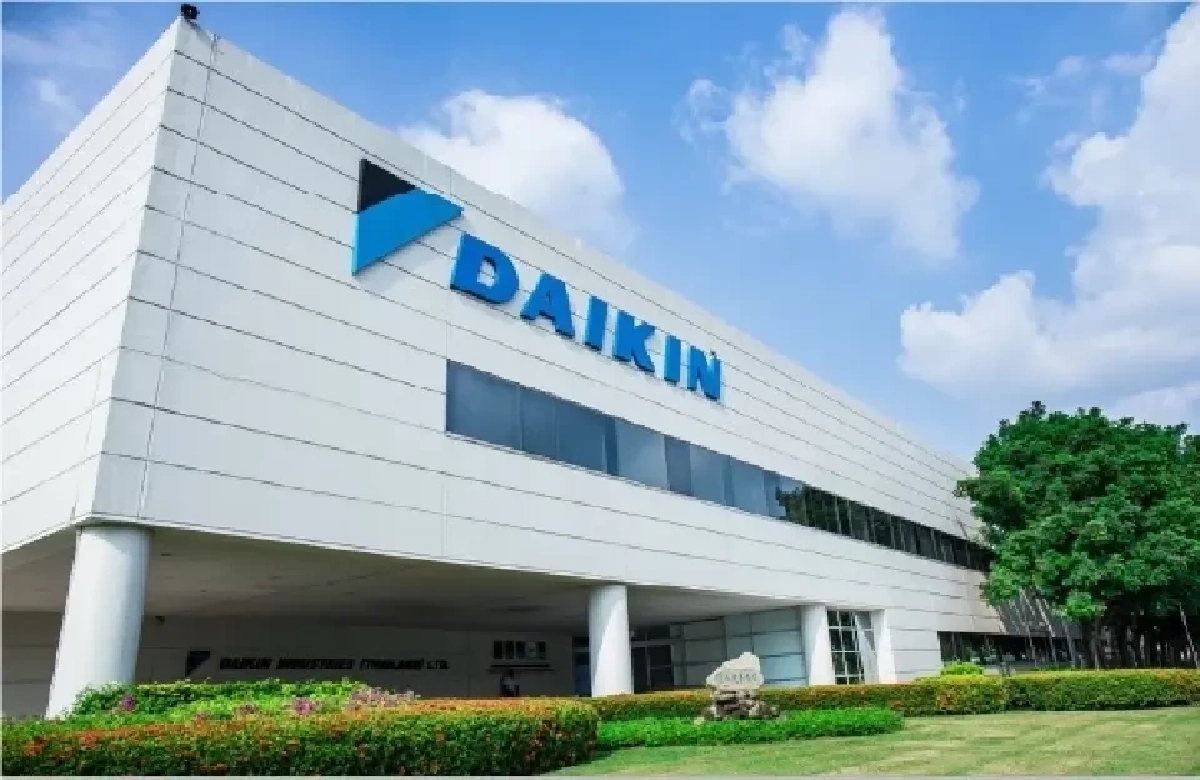 ปิดงานงดจ้างคืออะไร? ถือเป็นการเลิกจ้างหรือไม่