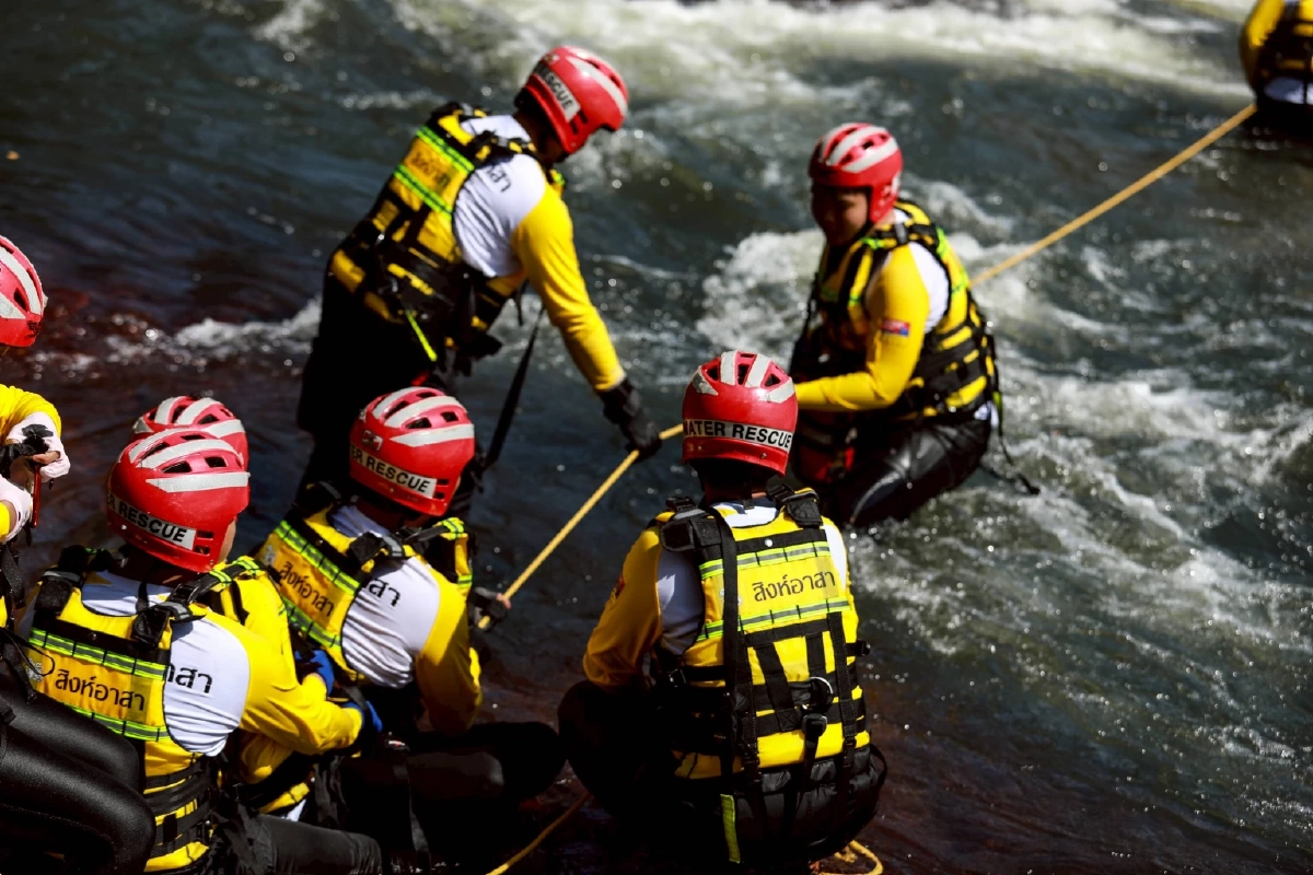 สิงห์อาสา ผนึก ปภ. สร้างหลักสูตรกู้ภัยน้ำเชี่ยว อบรมอาสาสมัครกู้ภัย