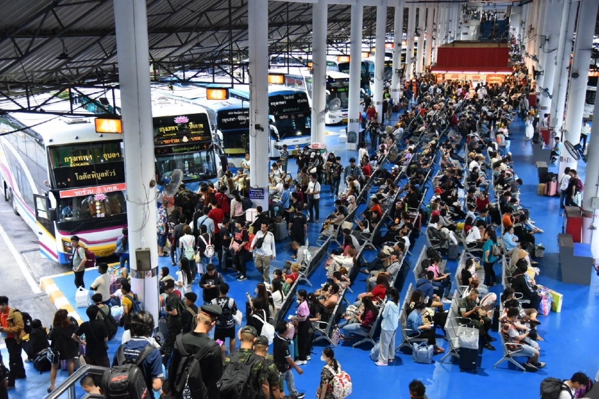 วันสุดท้าย! บขส. ลด 20% จองตั๋วปีใหม่ออนไลน์ “ไปก่อน–กลับทีหลัง”