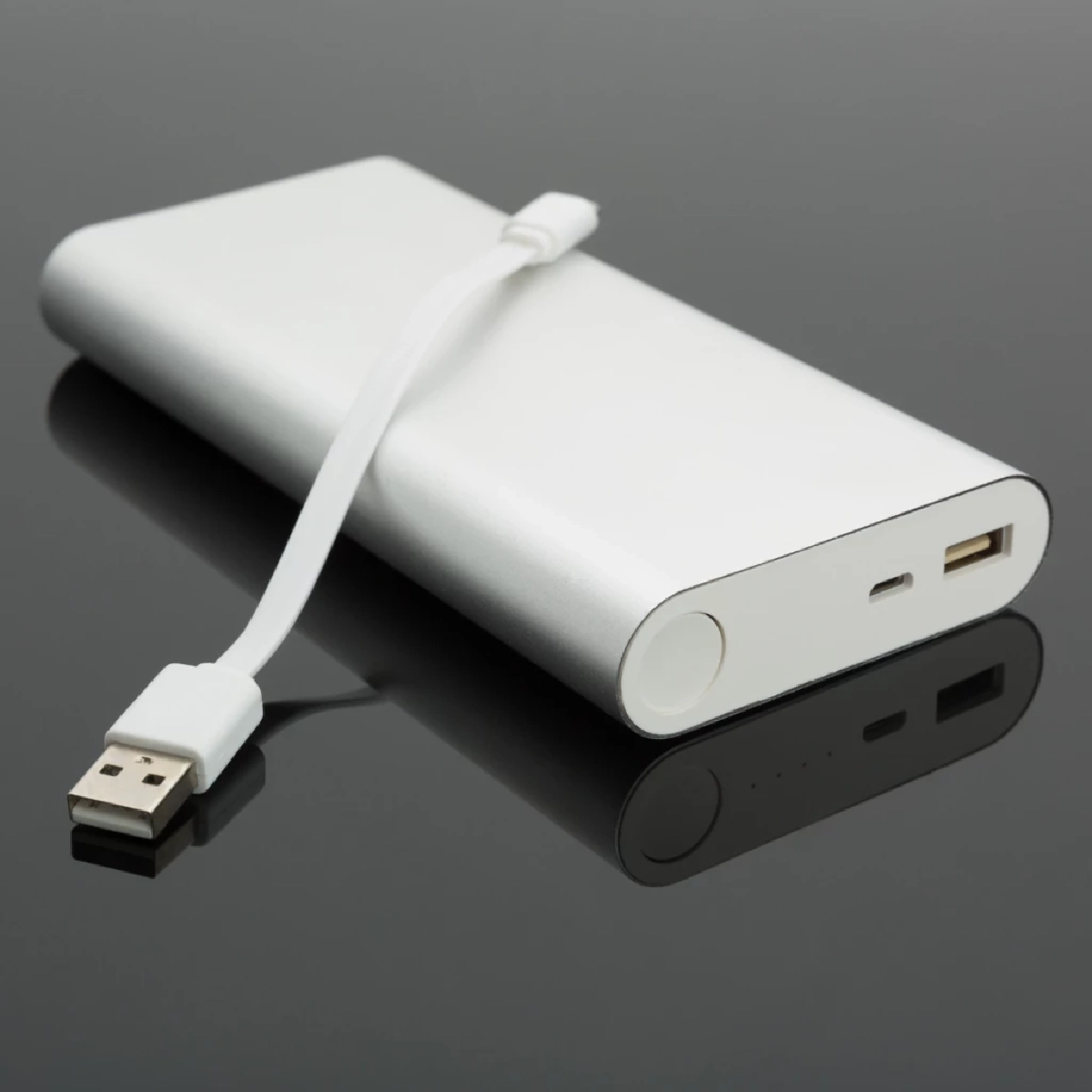 จีนปรับมาตรฐานแบตสำรองใหม่ ใครไม่มีต้องรีบเปลี่ยน