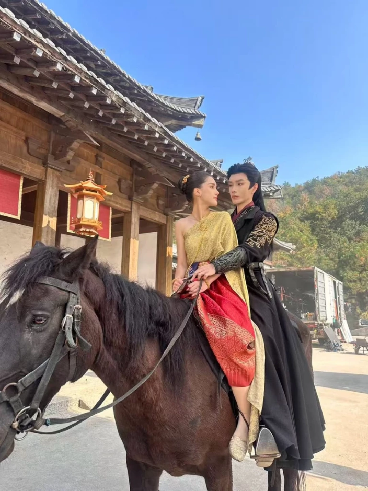 เปิดโปรไฟล์  นางเอกดาวรุ่งไทย–จีน แจ้งเกิดบทสาวไทยข้ามภพ