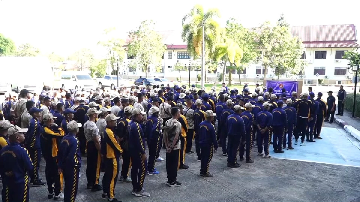 ยะลาระดม อส. 250 นาย ลุยช่วยฟื้นฟูน้ำท่วม เร่งบรรเทาความเดือดร้อน