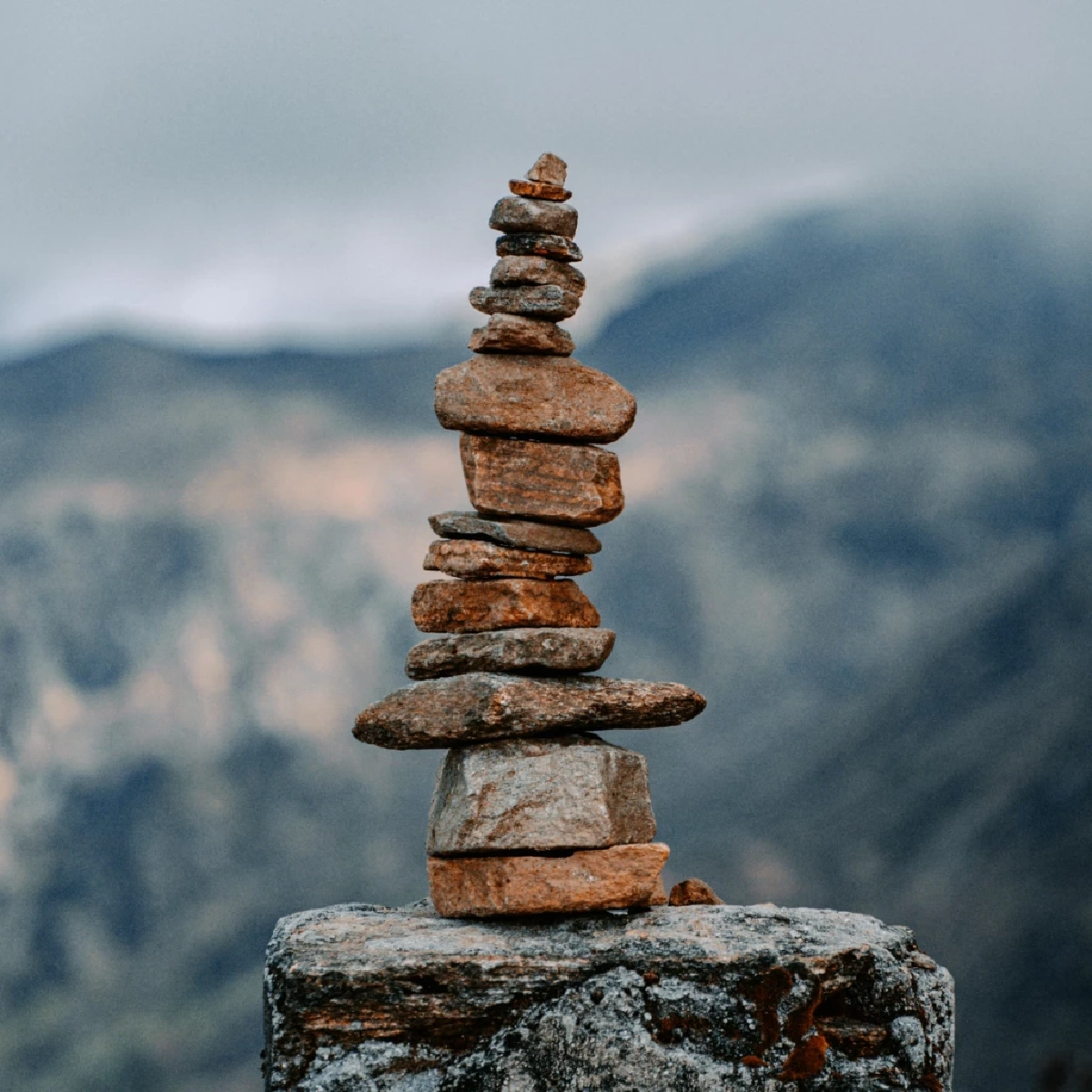 อย่าหาทำ! เรียงหินในป่า ถ่ายรูปสวยแต่ทำลายชีวิตนับล้าน