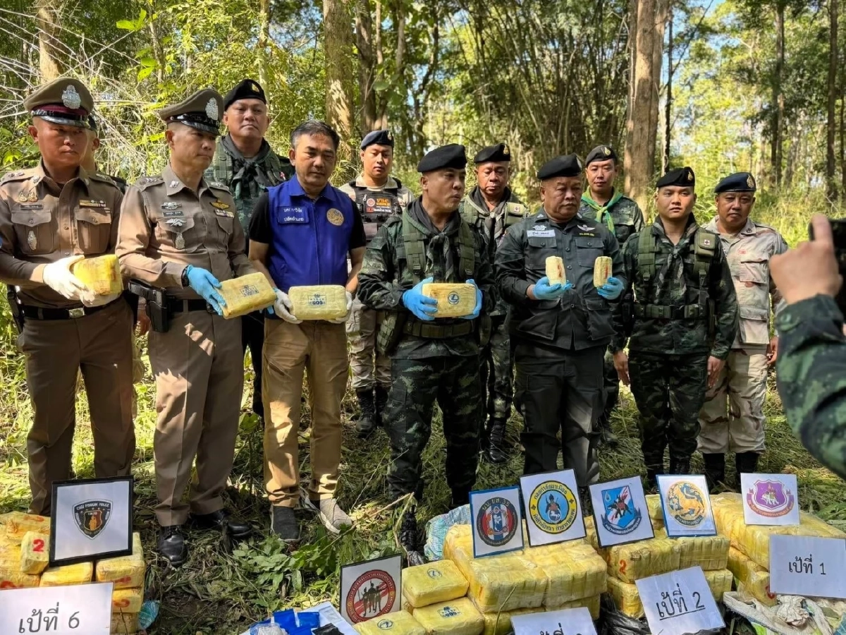 กองกำลังผาเมืองยึดยาบ้า จำนวน 1,008,000 เม็ด จังหวัดเชียงใหม่