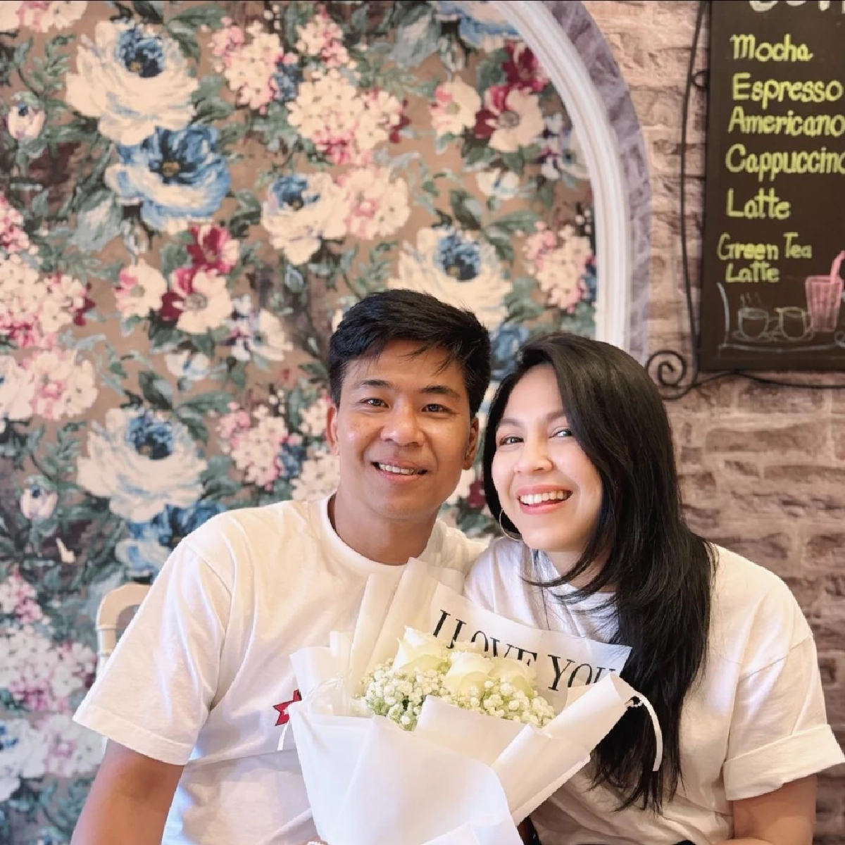 ไม่โสดแล้ว! “จอย ศิริลักษณ์” เปิดตัวแฟนหนุ่มหวานเจี๊ยบ