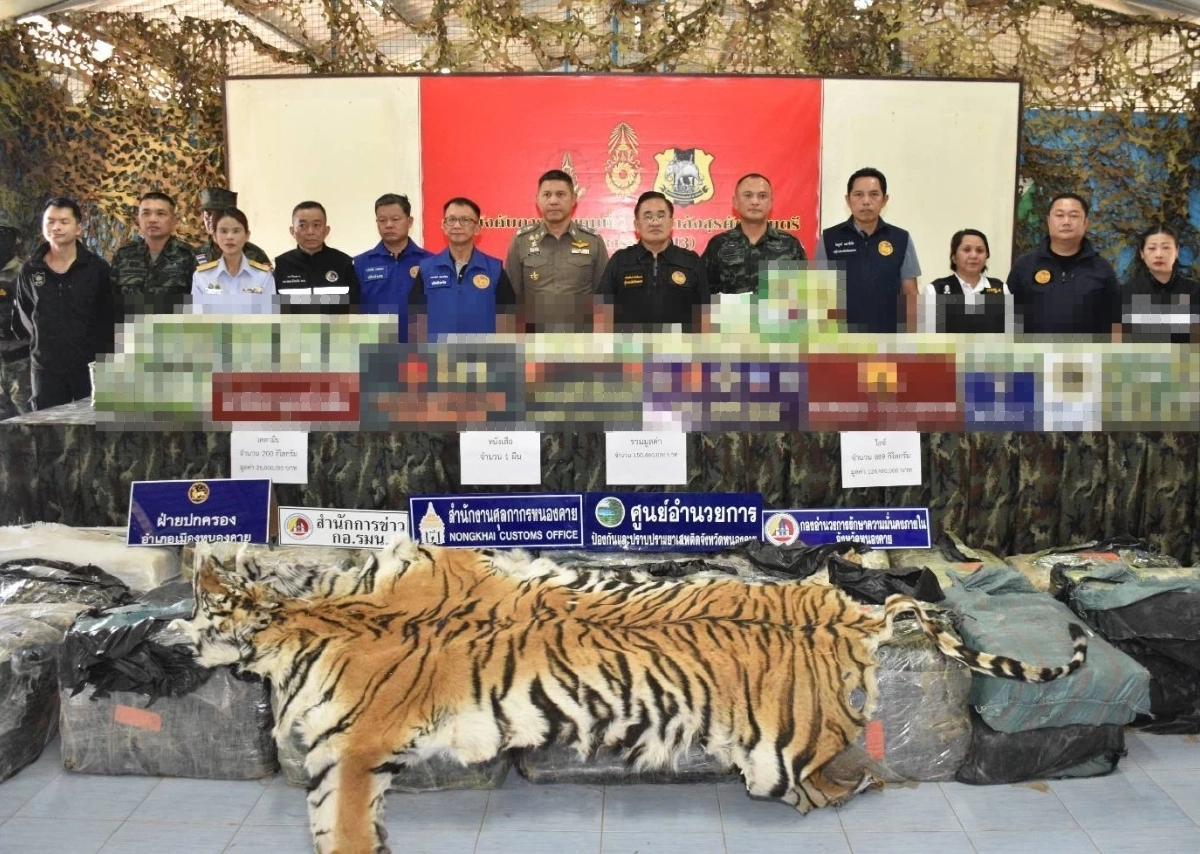 กกล.สุรศักดิ์มนตรีทลายขบวนการค้ายาเสพติดยึดไอซ์–เคตามีน