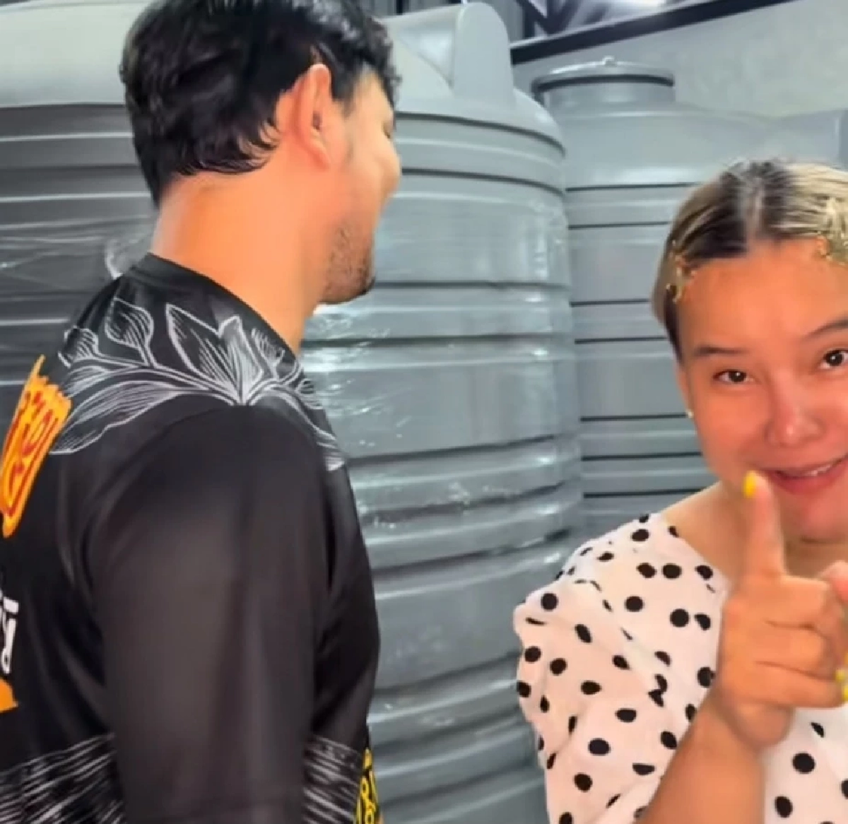 "เหมย หมึกเป็นซาซิมิ" แฉสามีแอบแซ่บ พนง.วัย 40 งัดไม้เด็ดจัดการ