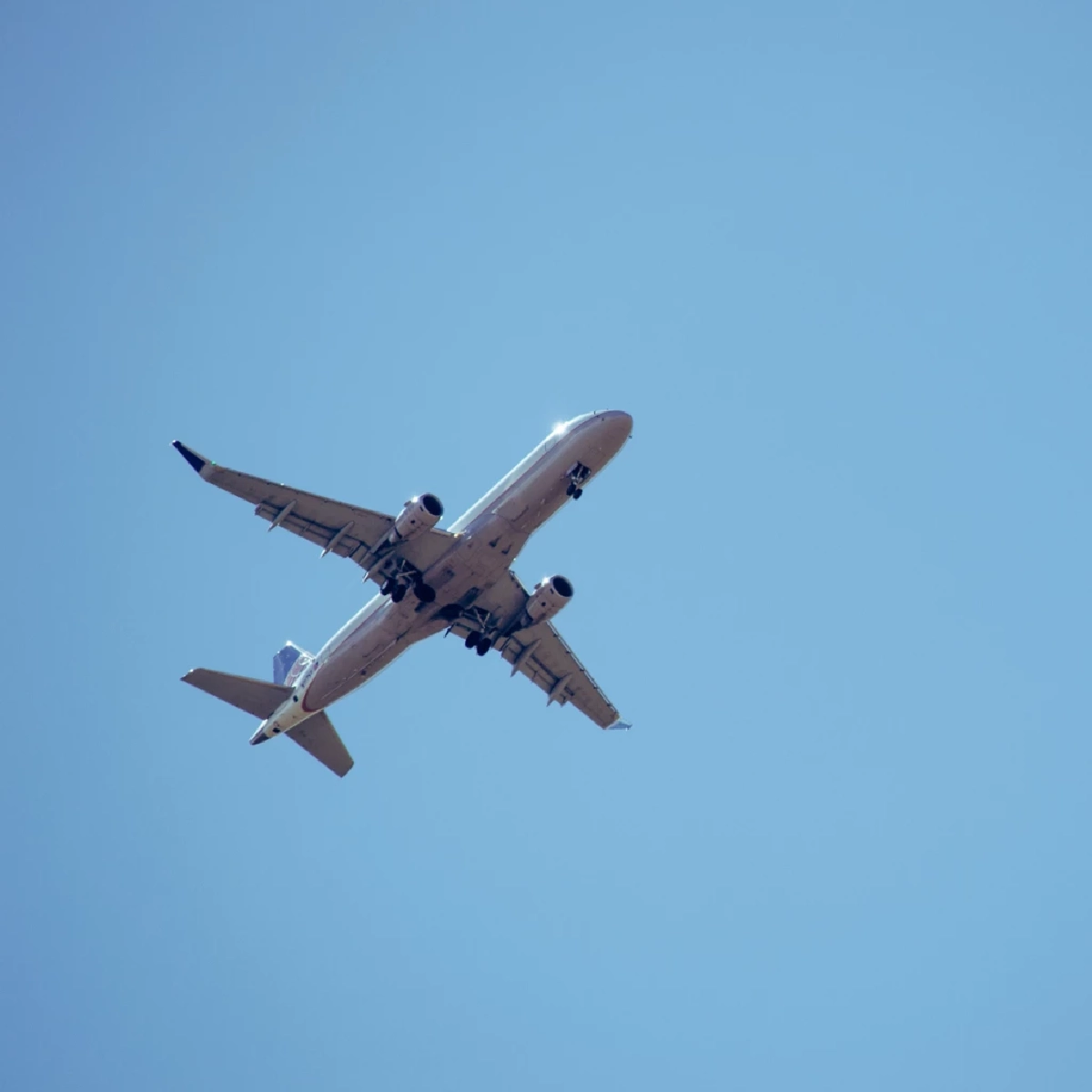 เปิดสถิติการเดินทาง ยานพาหนะไหนปลอดภัยที่สุดและเสี่ยงที่สุด