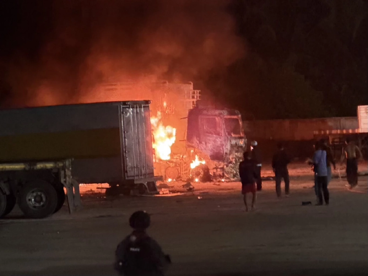 กอ.รมน.ภาค 4 สน. ชี้แจงเหตุไฟไหม้รถเทรลเลอร์สุไหงโก-ลก