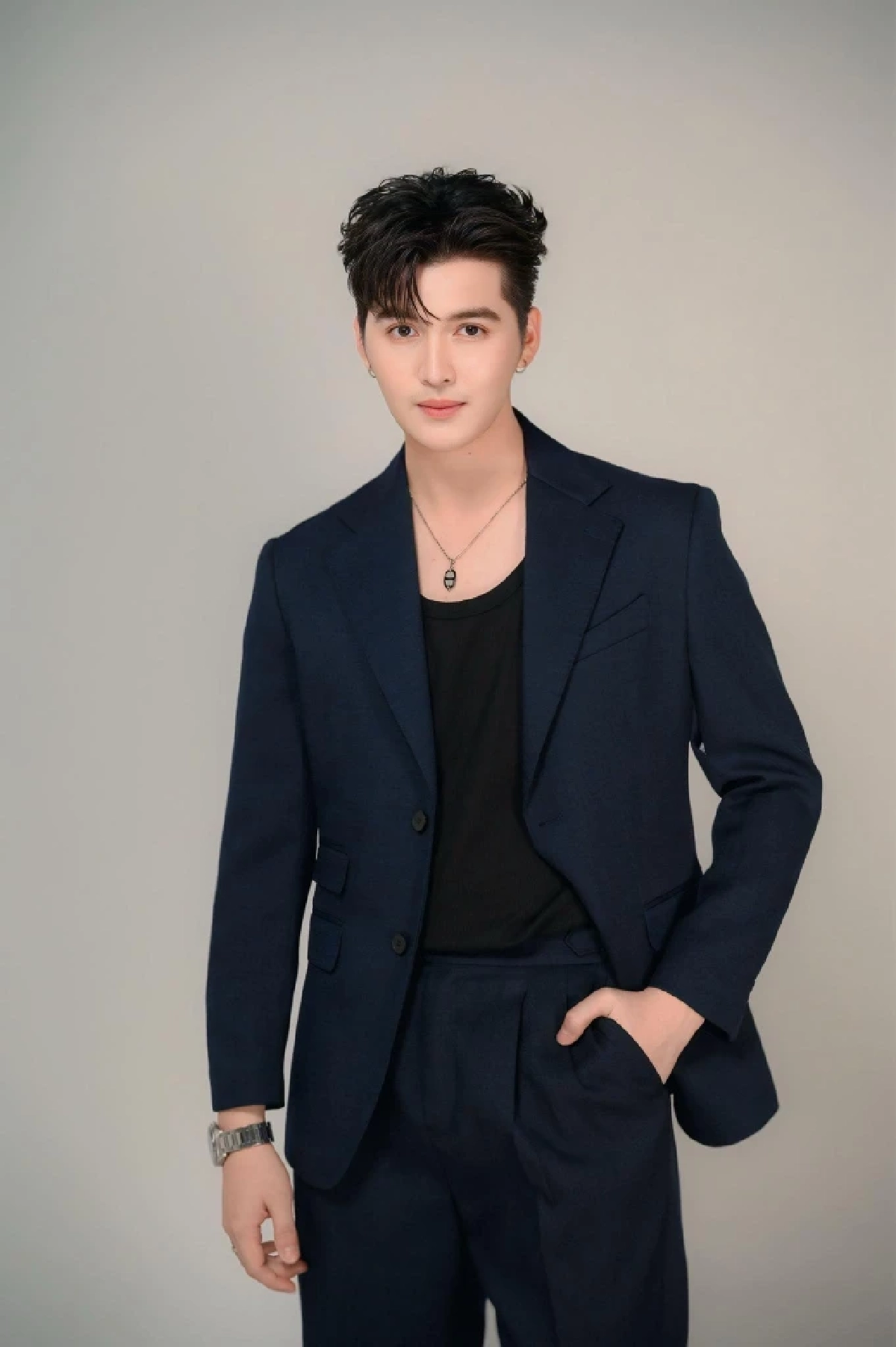 เปิดโพสต์ "ซัน วงศธร" ขอโทษแล้ว หลังดราม่าจุ๊บลูกสาวในงานแต่ง