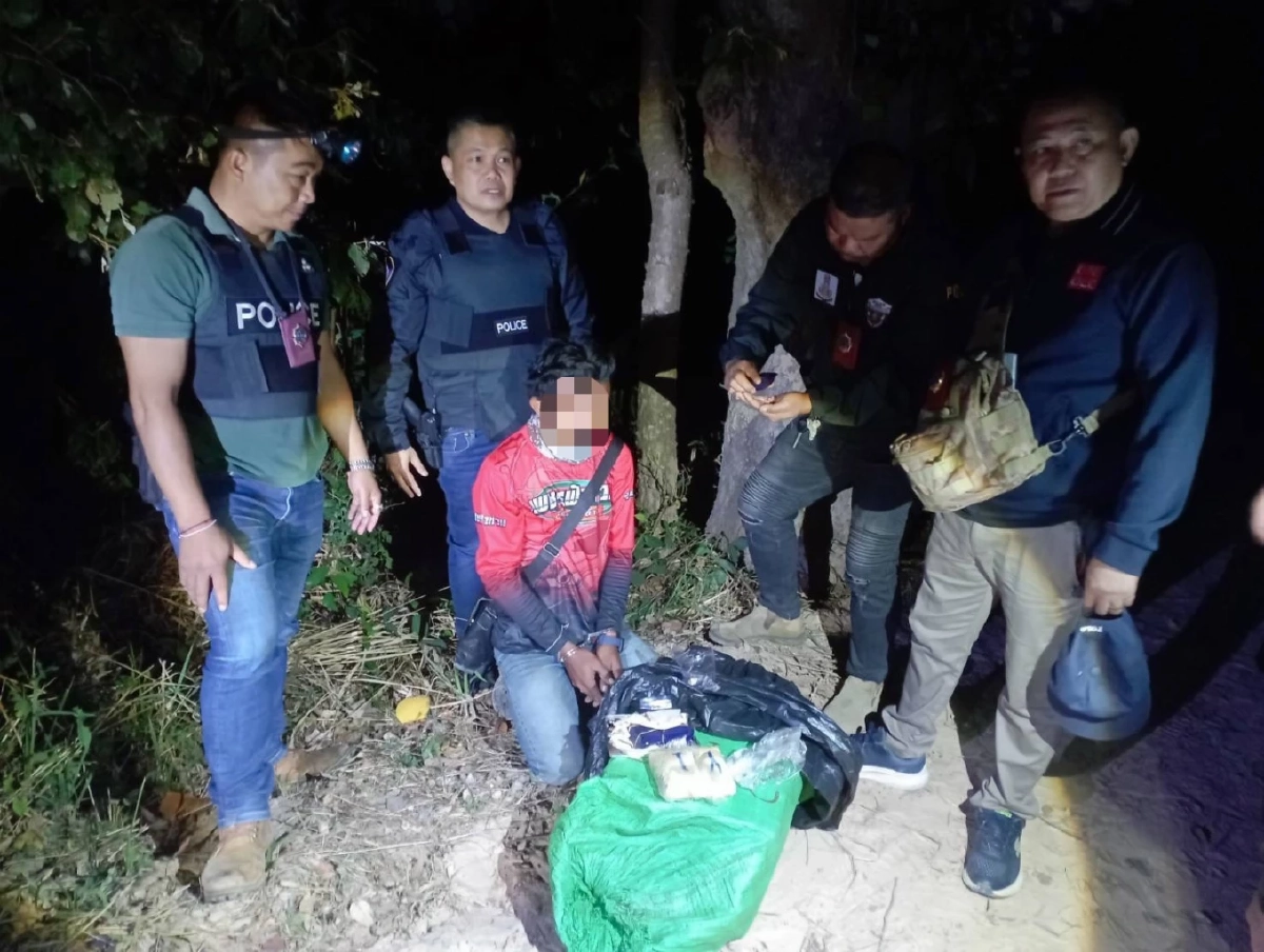 กองกำลังสุรนารีซุ่มสกัดจับขบวนการค้ายา ยึดยาบ้ากว่า 4 แสนเม็ด