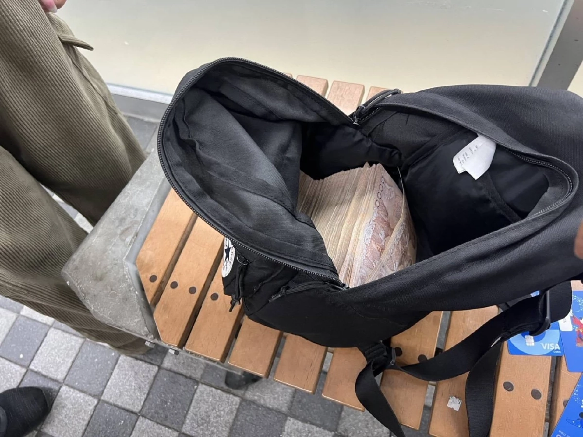 จับคาตู้ATM หนุ่มสาวรับจ้างกดเงิน ส่งนายใหญ่ ค่าจ้างไม่ธรรมดา